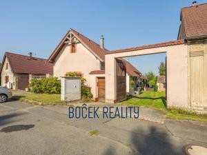 Prodej rodinného domu, Rynholec, nám. 1. máje, 259 m2