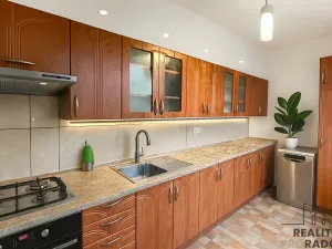 Prodej bytu 3+1, Třinec, Topolová, 70 m2