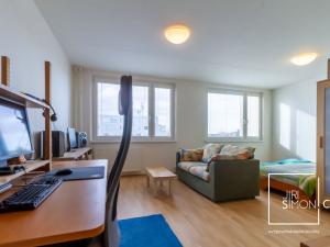 Prodej bytu 1+kk, Praha - Řepy, Laudova, 37 m2