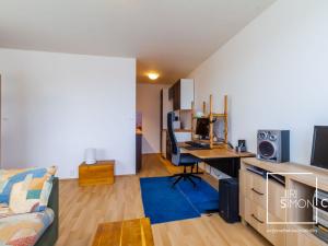 Prodej bytu 1+kk, Praha - Řepy, Laudova, 37 m2