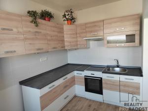 Prodej bytu 1+1, Hodonín, Luční, 35 m2