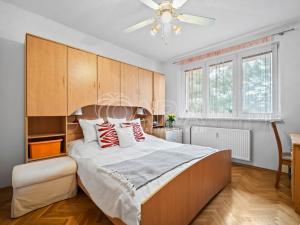 Prodej bytu 3+1, Praha - Horní Počernice, Běchorská, 66 m2