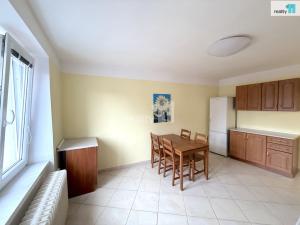 Pronájem bytu 2+1, Karlovy Vary - Drahovice, Vítězná, 69 m2