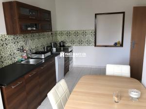 Pronájem bytu 1+kk, Praha - Kamýk, Novodvorská, 14 m2