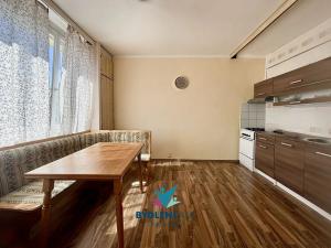 Prodej bytu 1+1, Krupka, Karla Čapka, 36 m2