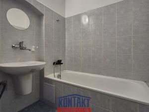 Pronájem bytu 2+kk, České Budějovice, nám. Přemysla Otakara II., 55 m2