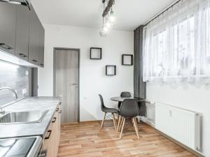 Prodej bytu 2+1, Telč - Telč-Staré Město, Radkovská, 73 m2