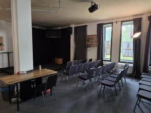 Prodej obchodního prostoru, Praha - Černý Most, Dygrýnova, 140 m2