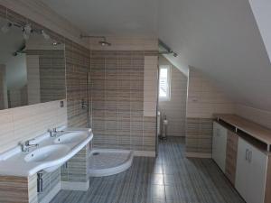 Prodej rodinného domu, Senička, 155 m2