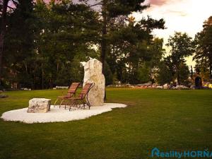 Prodej komerčního pozemku, Katovice, 17169 m2