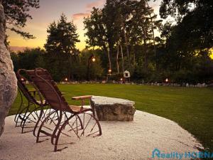 Prodej komerčního pozemku, Katovice, 17169 m2