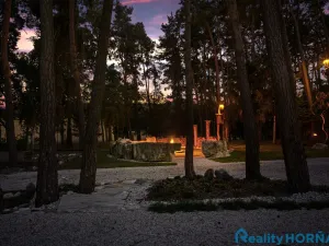 Prodej komerčního pozemku, Katovice, 17169 m2