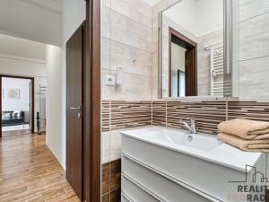 Prodej bytu 2+1, Ostrava - Poruba, Dětská, 61 m2