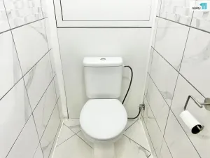 Pronájem bytu 4+1, Praha - Modřany, U zastávky, 75 m2