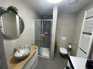 Pronájem bytu 1+kk, Praha - Modřany, Písková, 28 m2