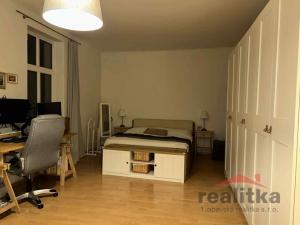Pronájem bytu 3+kk, Opava - Předměstí, Komenského, 89 m2