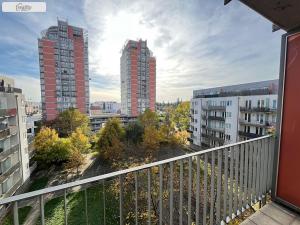 Pronájem bytu 1+kk, Praha - Strašnice, Názovská, 42 m2