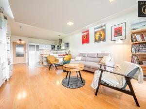 Pronájem bytu 3+kk, Praha - Modřany, Semická, 86 m2