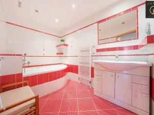 Pronájem bytu 3+kk, Praha - Modřany, Semická, 86 m2