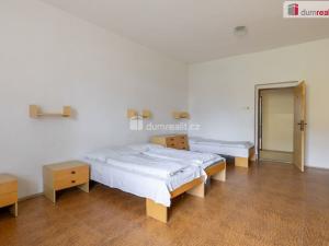 Prodej rybníku, Valeč - Kostrčany, 4174 m2