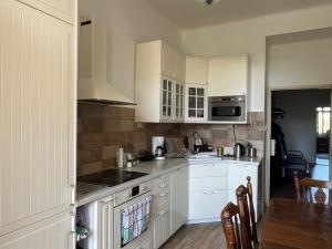 Pronájem bytu 3+1, Praha, Vinohradská, 110 m2