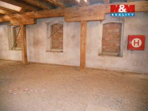 Prodej obchodního prostoru, Hředle, 1805 m2