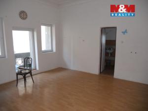 Prodej obchodního prostoru, Hředle, 1805 m2