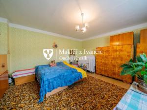 Prodej rodinného domu, Hluboké, 107 m2