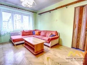 Pronájem bytu 2+1, Hradec Králové, Na Střezině, 55 m2