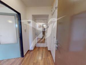 Pronájem bytu 1+1, Praha - Záběhlice, Svojšovická, 27 m2