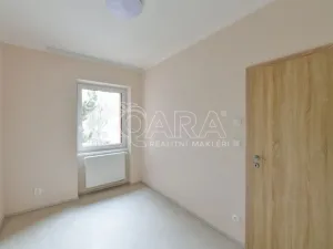 Pronájem bytu 1+1, Praha - Střížkov, Chrastavská, 28 m2