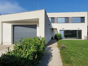 Pronájem rodinného domu, Horoměřice, Jasanová, 200 m2