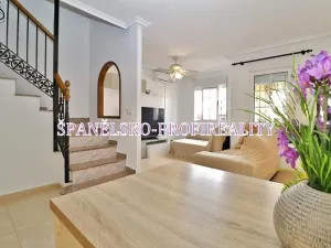 Prodej vily, Torrevieja, Španělsko, 90 m2