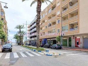 Prodej bytu 4+kk, Torrevieja, Španělsko, 75 m2