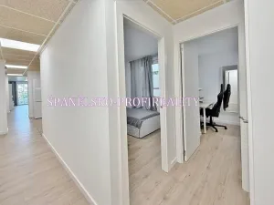 Prodej bytu 4+kk, Torrevieja, Španělsko, 117 m2