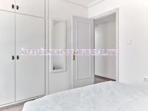 Prodej bytu 3+1, Torrevieja, Španělsko, 100 m2