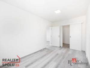 Pronájem bytu 3+1, Praha - Troja, Glowackého, 76 m2