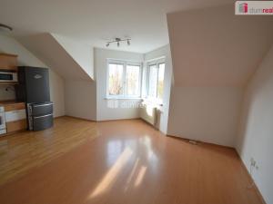 Pronájem bytu 1+kk, Praha - Šeberov, K Hrnčířům, 43 m2