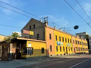 Pronájem kanceláře, Pardubice, Jana Palacha, 20 m2