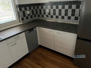 Pronájem bytu 2+kk, Břeclav, Kpt. Jaroše, 75 m2