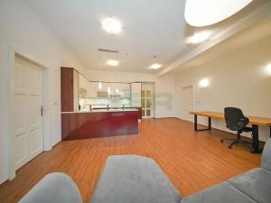 Pronájem bytu 4+kk, Praha - Vinohrady, 104 m2