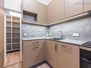 Prodej bytu 3+kk, Praha - Nové Město, Gorazdova, 96 m2