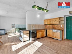 Prodej rodinného domu, Radim, 179 m2