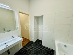 Pronájem bytu 3+1, Praha, Revoluční, 125 m2