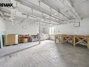 Prodej výrobních prostor, Skorošice, 1220 m2