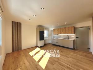 Prodej bytu 2+1, Přerov, Trávník, 71 m2