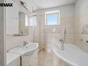 Prodej vícegeneračního domu, Skorošice, 1220 m2