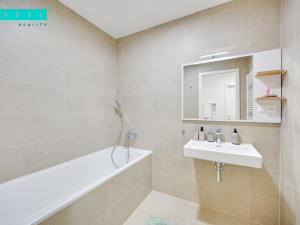 Pronájem bytu 2+kk, Olomouc, Ostrovní, 61 m2