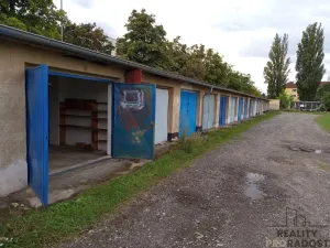 Prodej garáže, Pardubice, Demokratické Mládeže, 18 m2