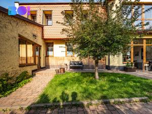 Prodej restaurace, Skuteč, Vítězslava Nováka, 780 m2